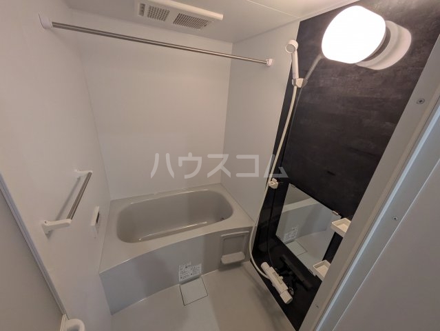 14/30 浴室