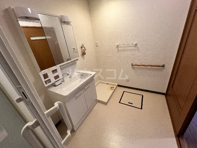 14/30 洗面