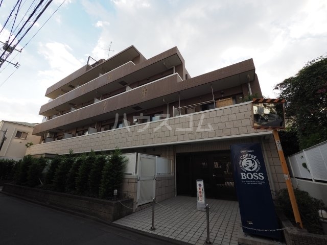 3/7 エントランス