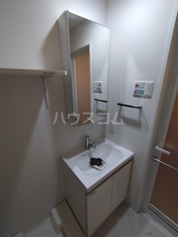 13/30 洗面
