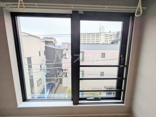 15/26 バルコニー