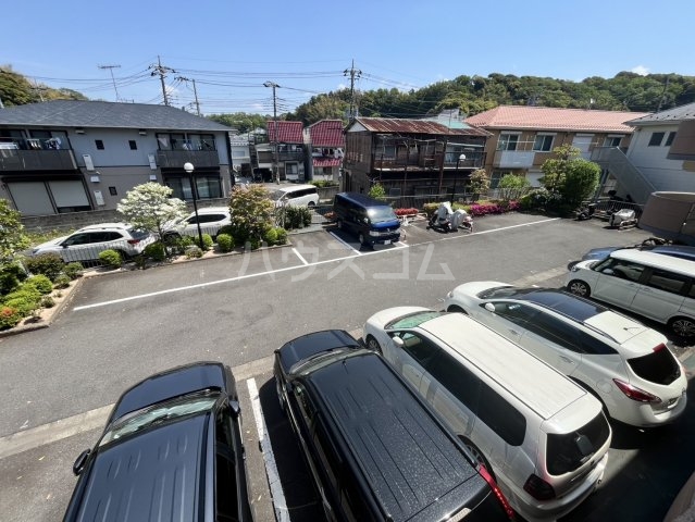 26/30 駐車場