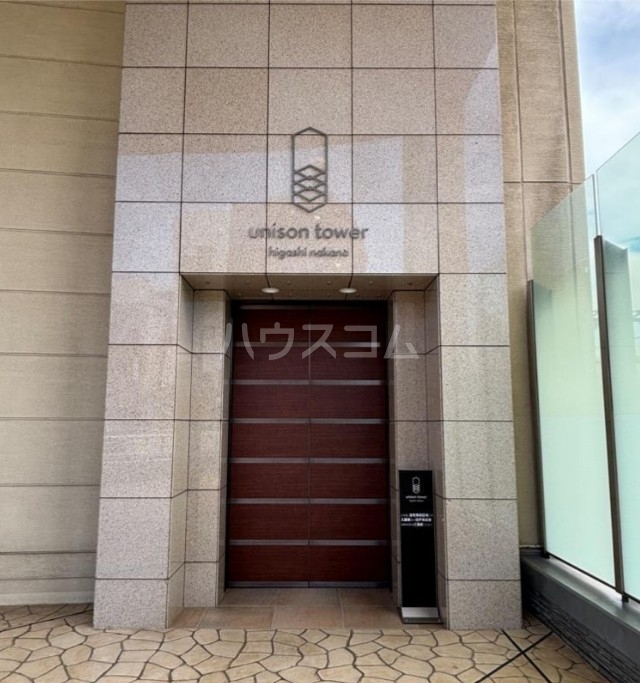 20/22 エントランス