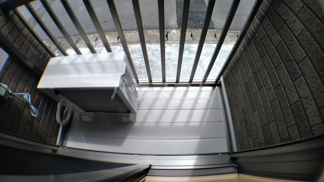 23/30 バルコニー