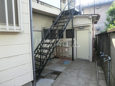 19/20 エントランス