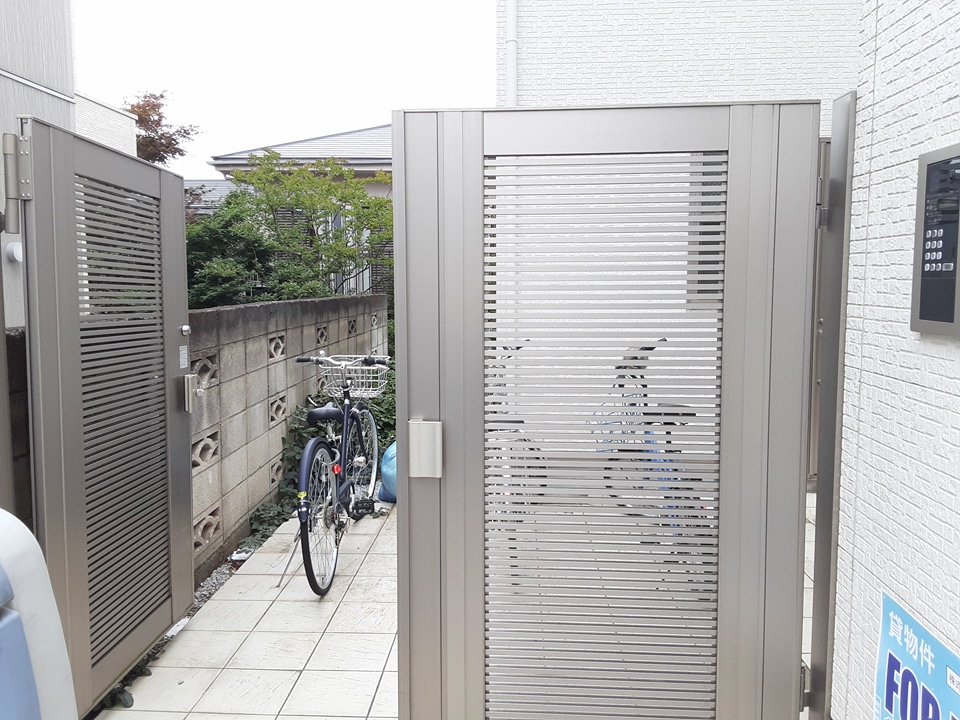 24/26 エントランス