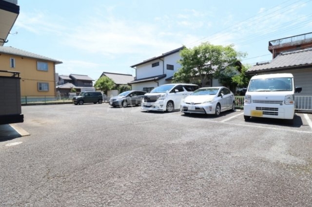14/15 駐車場