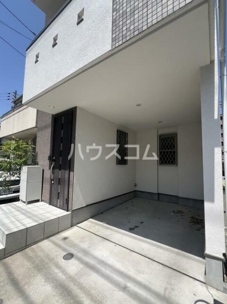 2/7 駐車場