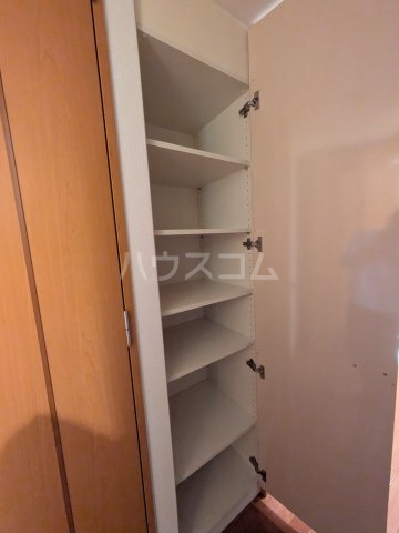13/30 収納