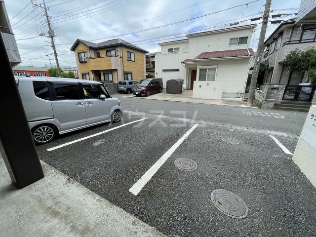 5/8 駐車場