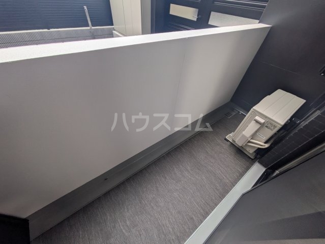 19/30 バルコニー
