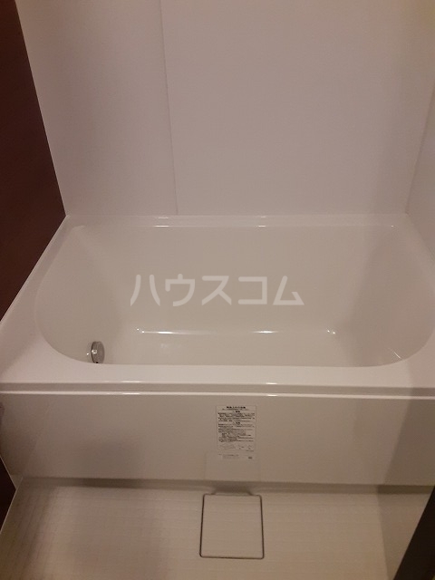 13/30 浴室