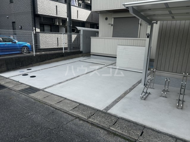 4/11 駐車場