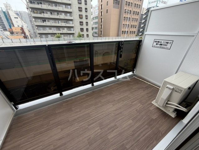 19/30 バルコニー