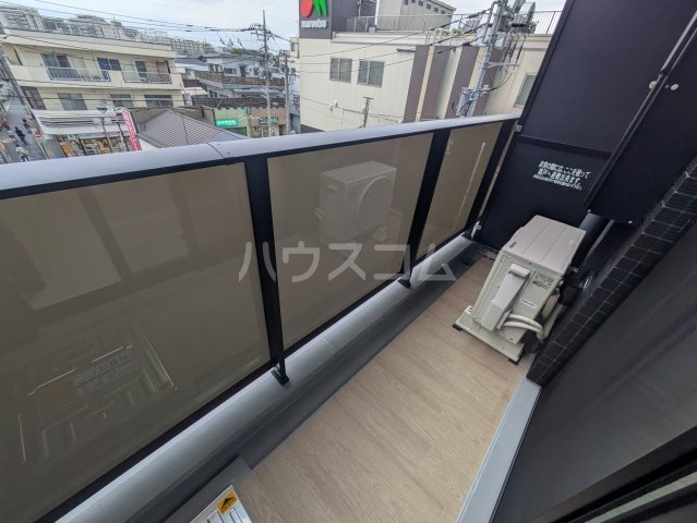 19/30 バルコニー