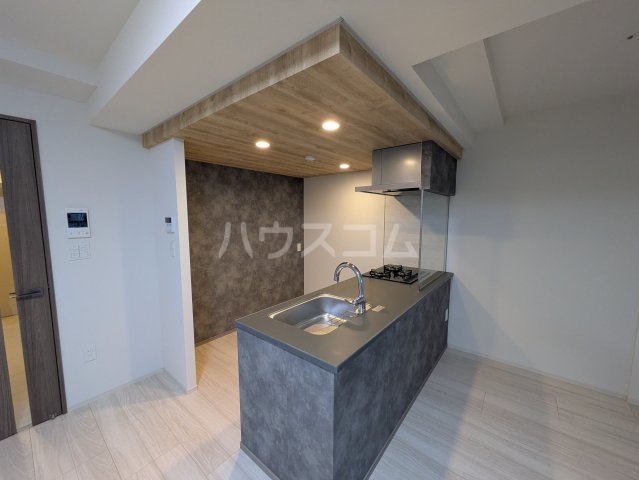 15/30 キッチン