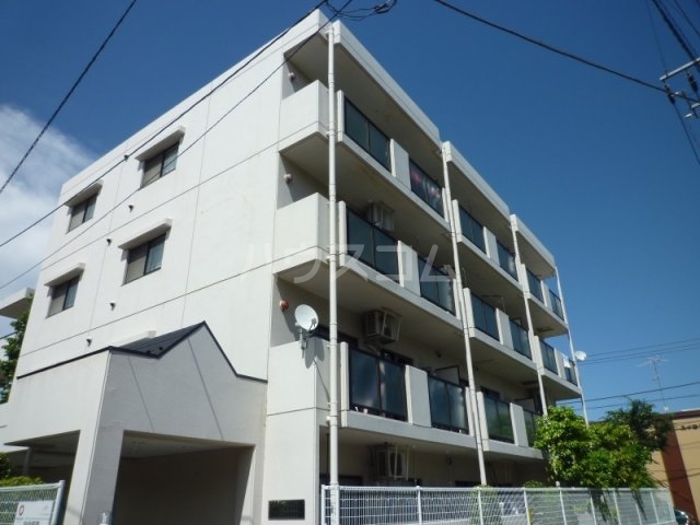 1/4 外観