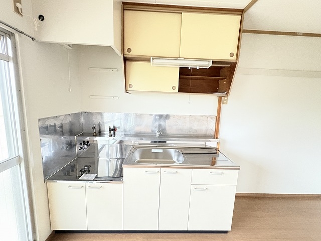 16/30 キッチン