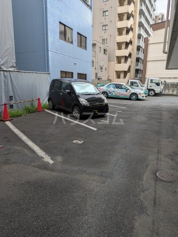3/5 駐車場