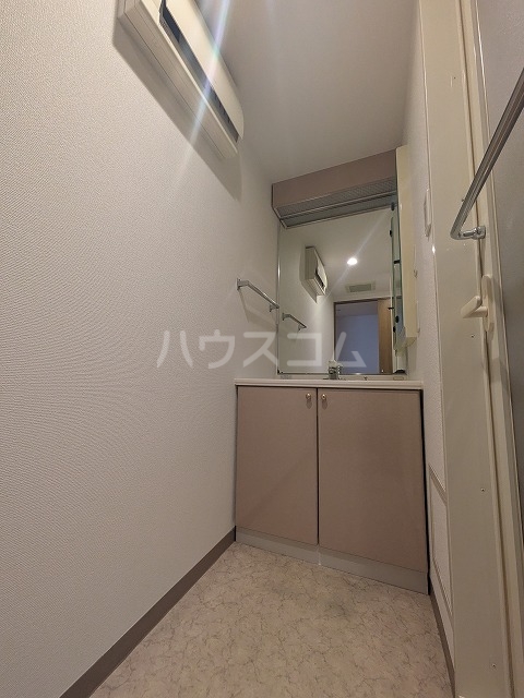 18/30 洗面