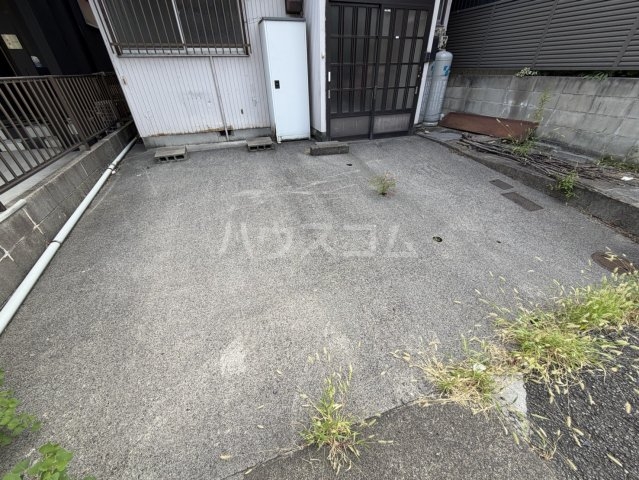2/10 駐車場