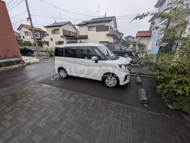 20/28 駐車場
