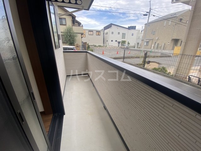 15/27 バルコニー