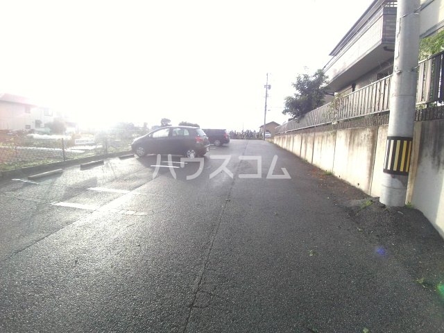 26/30 駐車場