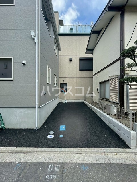 19/27 駐車場