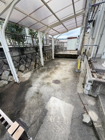 21/29 駐車場