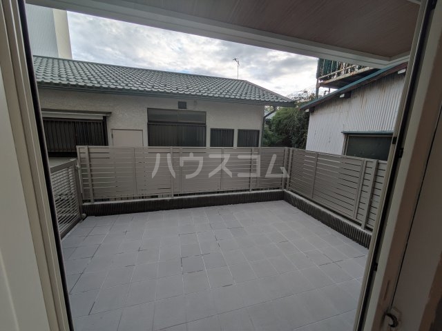 21/30 バルコニー