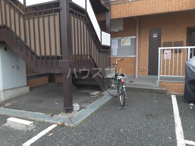 18/28 エントランス