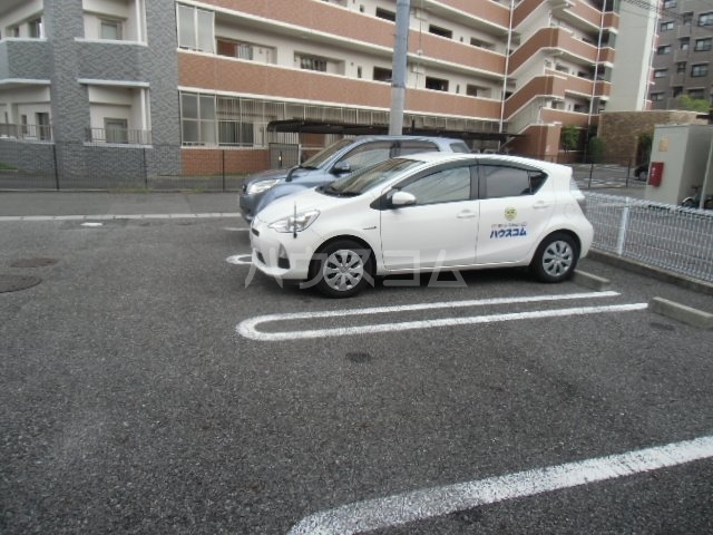 22/30 駐車場