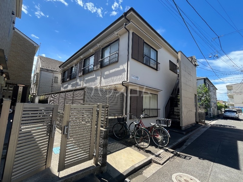 2/5 エントランス