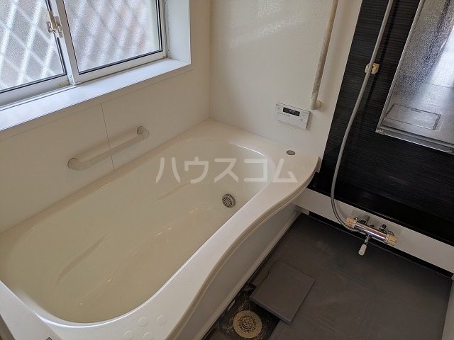 16/28 浴室