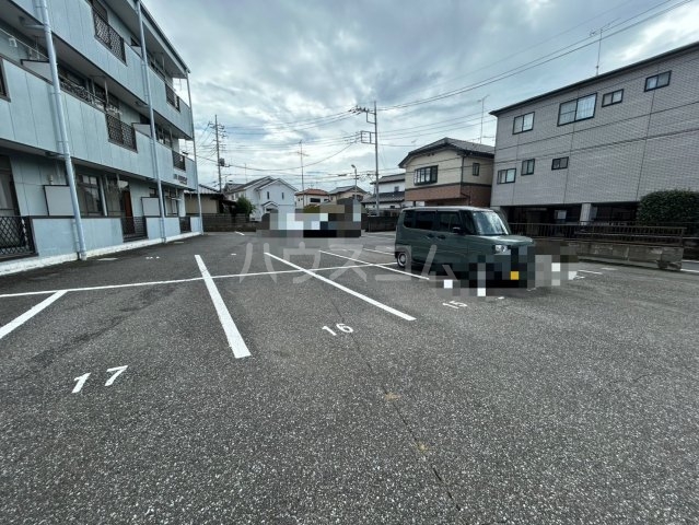 4/5 駐車場