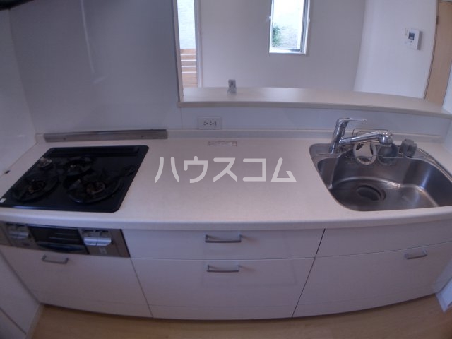 16/30 キッチン