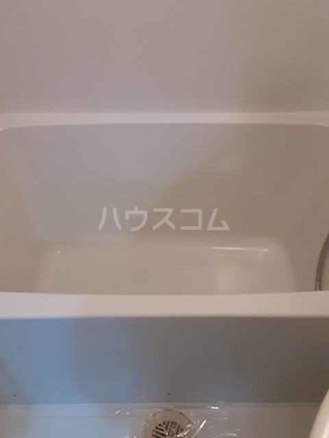 13/30 浴室