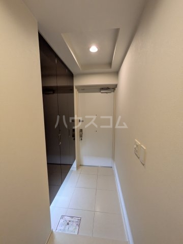 13/30 玄関