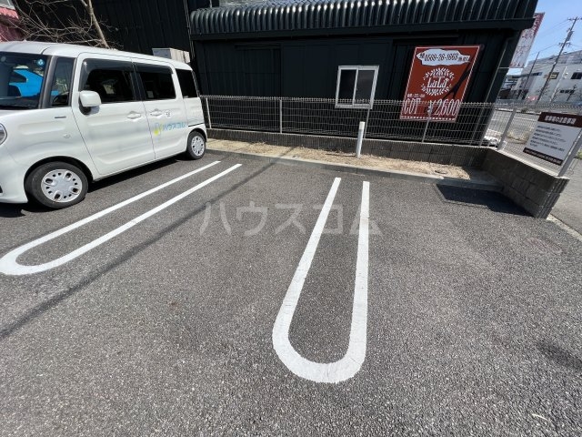 2/10 駐車場