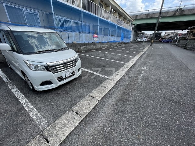 21/30 駐車場