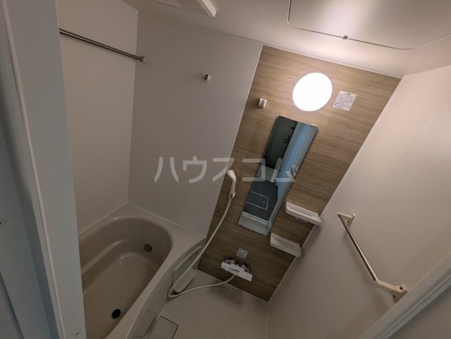 16/30 浴室