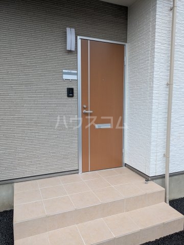 21/28 エントランス