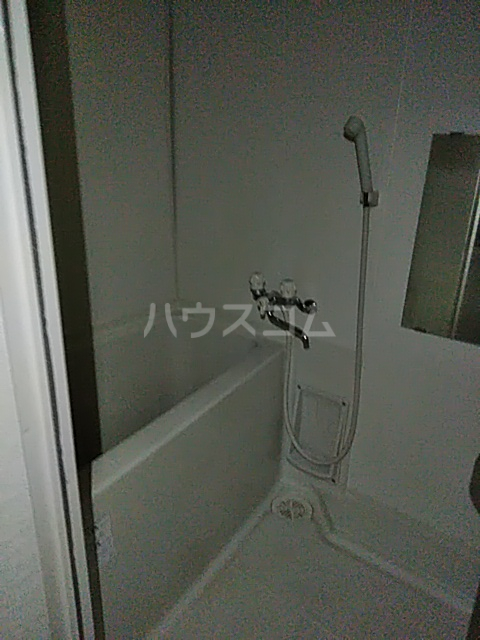 13/29 浴室