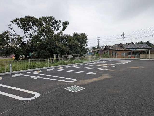 25/30 駐車場