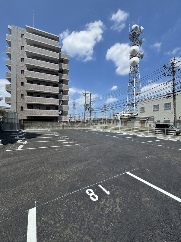 18/19 駐車場