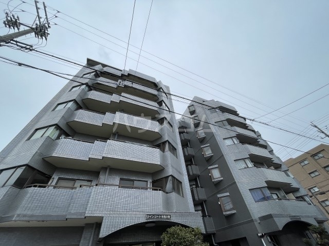 2/8 外観