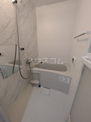 17/30 浴室