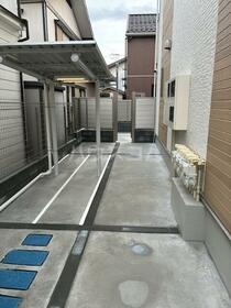 13/23 エントランス