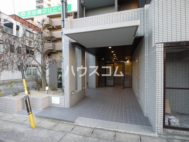3/7 エントランス